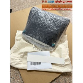 qiqiyg.com Offizielle Mode 2025: Handtaschen, Kleidung und Schuhe im Großhandel zum besten Preis QQYG274